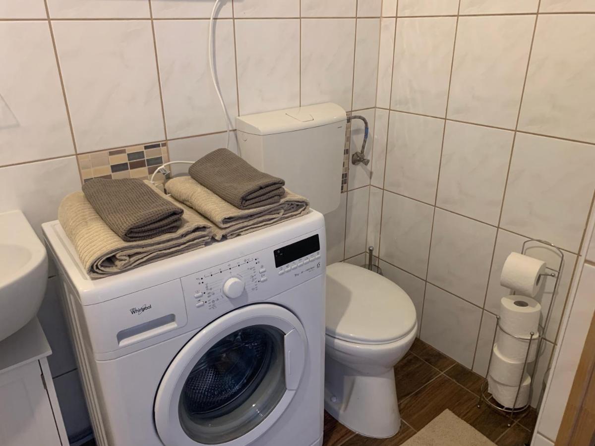Studio77 Apartman Sopron Exterior foto