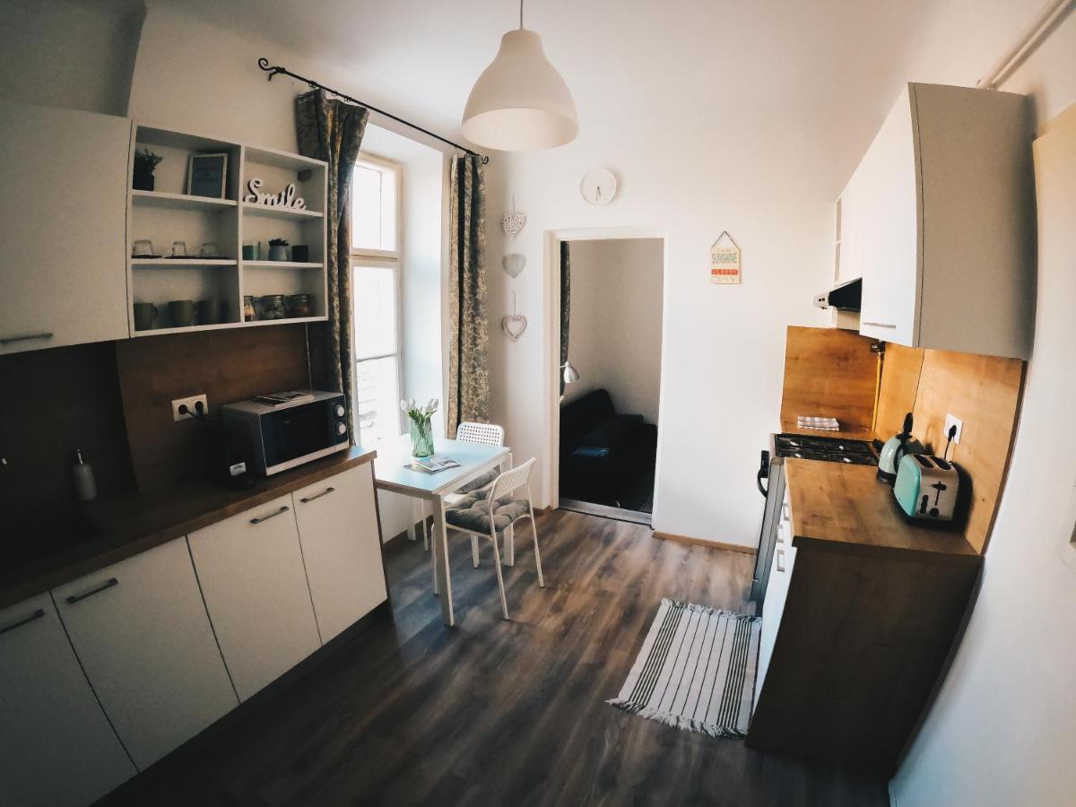 Studio77 Apartman Sopron Exterior foto