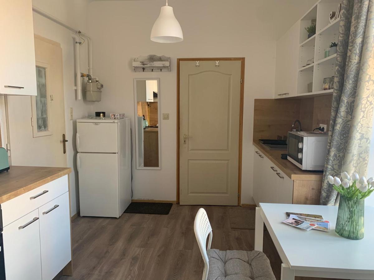 Studio77 Apartman Sopron Exterior foto